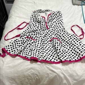 Stylish Polka Dot Apron with Pink Trim